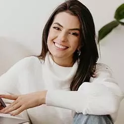 Camila Santos